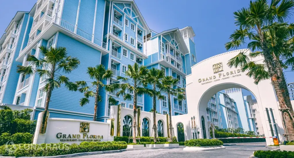 Grand Florida Beachfront Condo Resort Pattaya (แกรนด์ ฟลอริด้า บีชฟร้อนท์ คอนโด รีสอร์ท พัทยา)