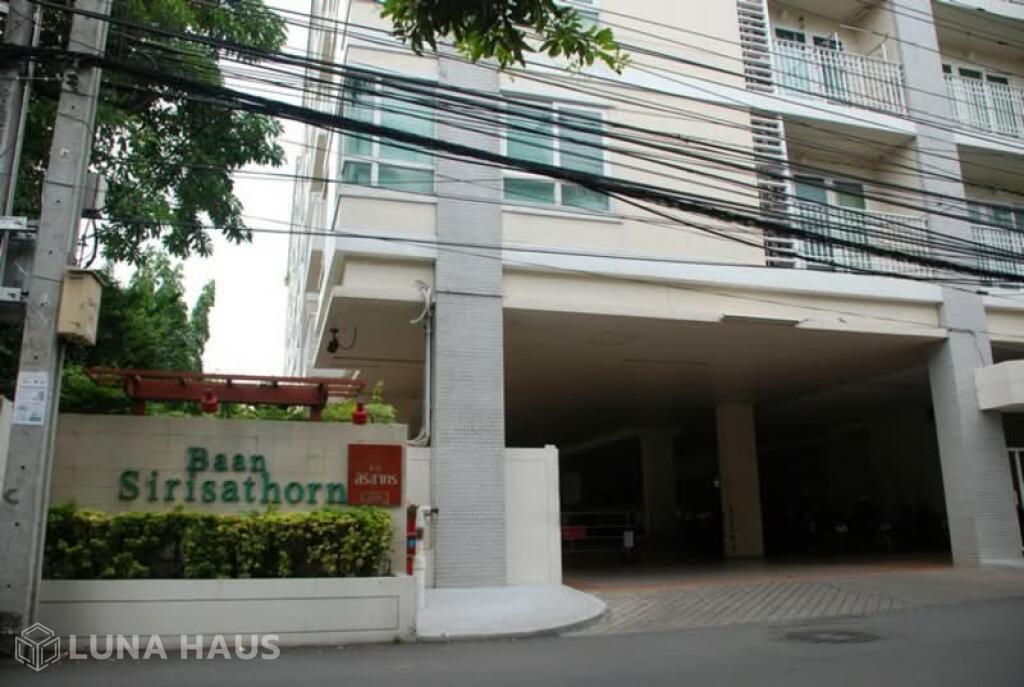 Baan Siri Sathorn Yenakard (บ้าน สิริ สาทร เย็นอากาศ)