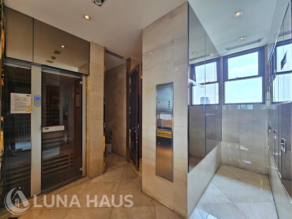 The Address Sukhumvit 28