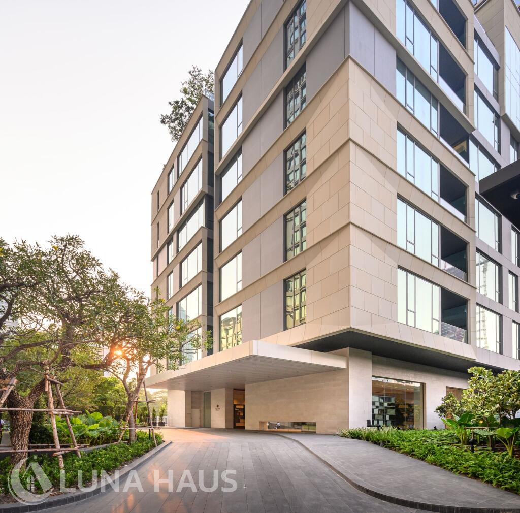 Baan Sindhorn
