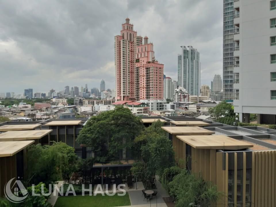 The Lumpini 24 (เดอะ ลุมพินี 24)