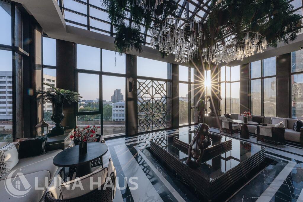 Hyde Heritage Thonglor (ไฮด์ เฮอริเทจ ทองหล่อ)