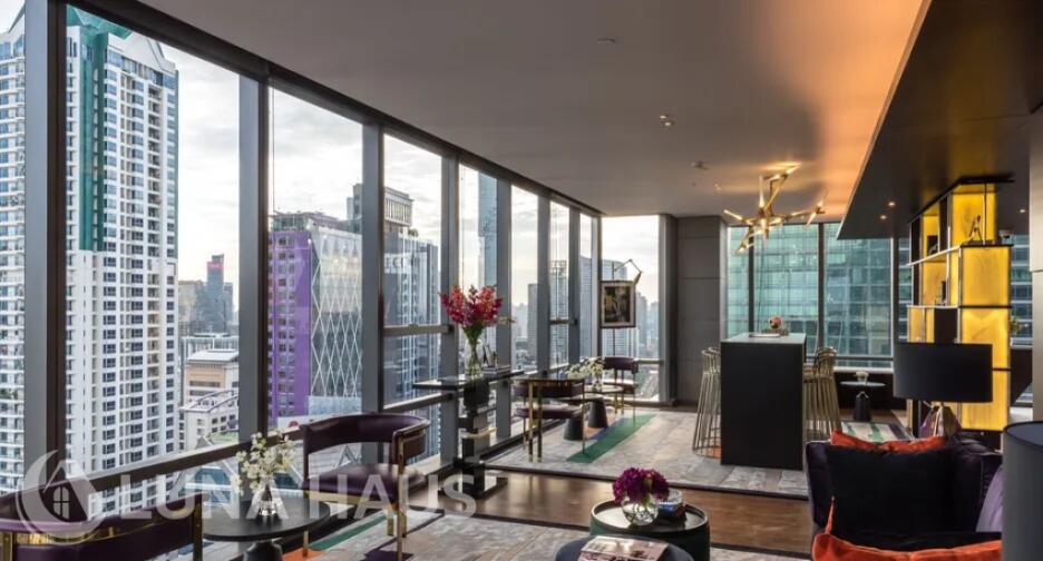 The Bangkok Sathorn (เดอะ แบงค็อค สาทร)