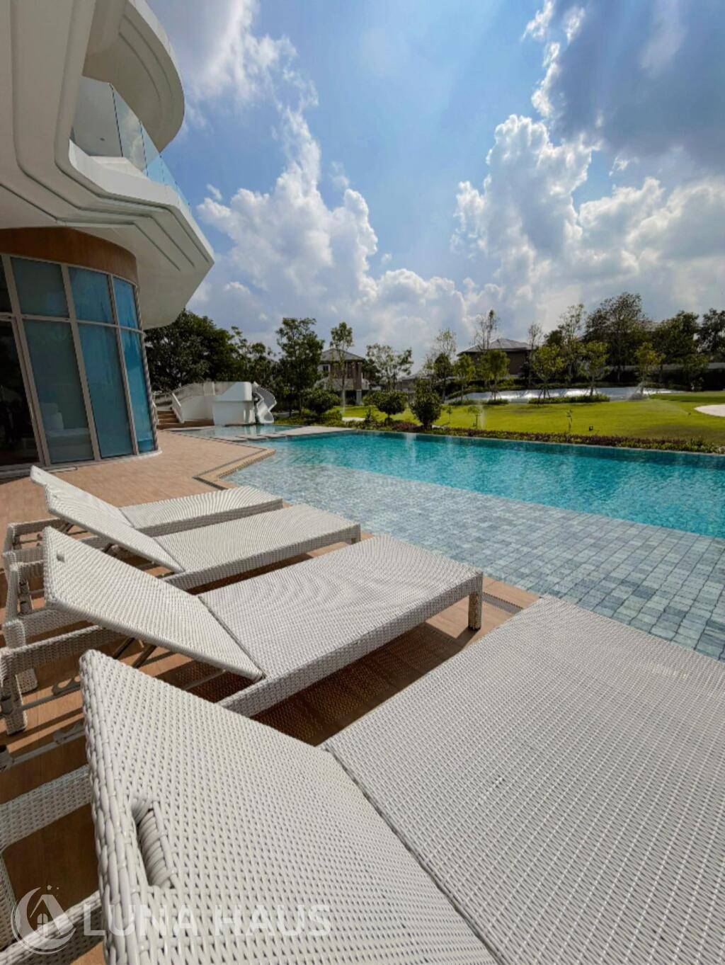 HORIZON By Patta (ฮอไรซอน บาย ภัททา)