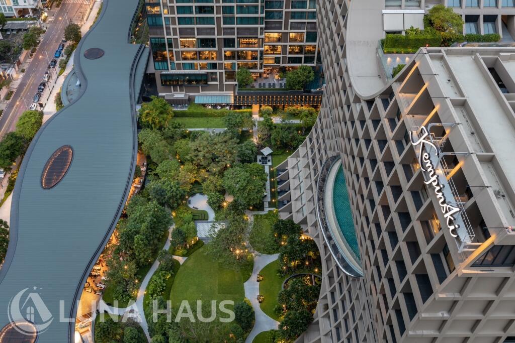 The Residences at Sindhorn Kempinski Hotel Bangkok (เดอะ เรสซิเดนซ์ แอท สินธร เคมปินสกี้ โฮเทล แบงค็อก)