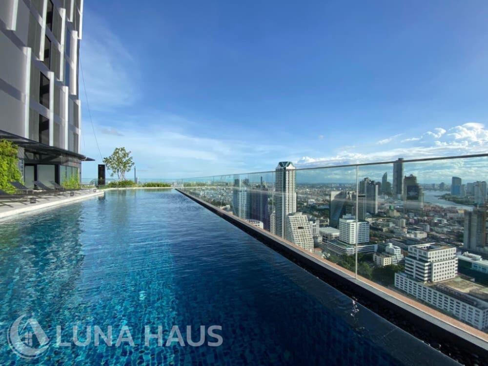 The Lofts Silom (เดอะ ลอฟท์ สีลม)