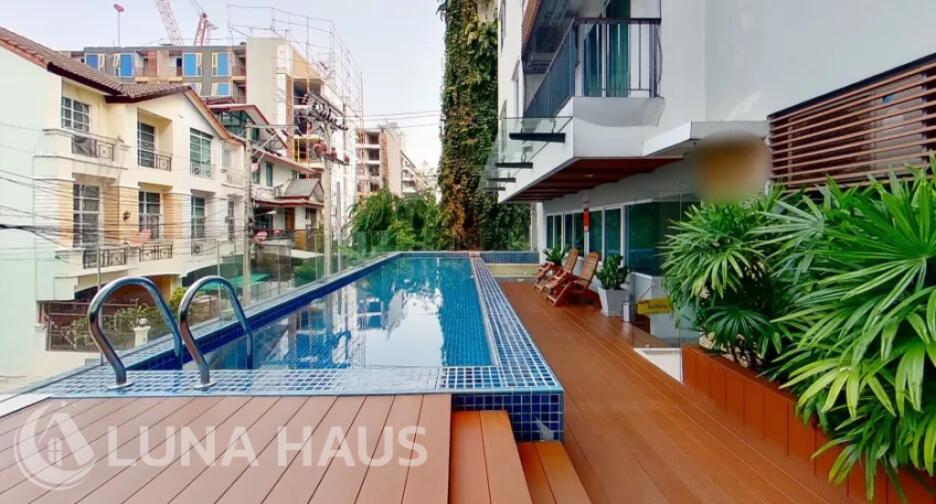 Residence 52 (เรสซิเดนซ์ 52)