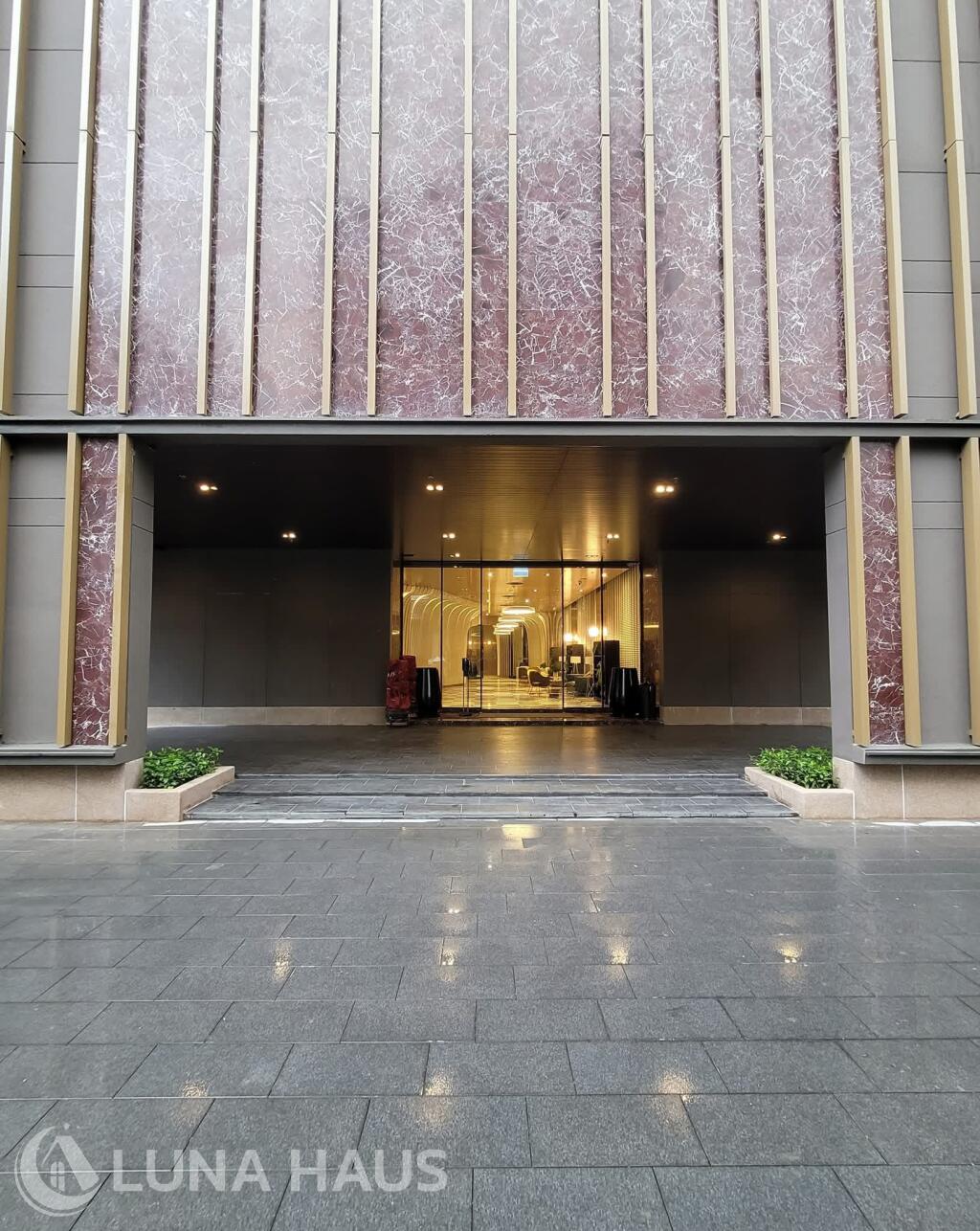 Noble Around Sukhumvit 33 (โนเบิล อราวน์ สุขุมวิท เทอร์ตี้ทรี)