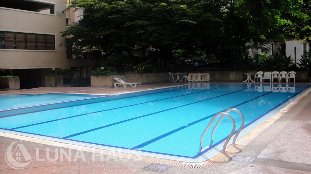 Saranjai Mansion (สราญใจ แมนชั่น)