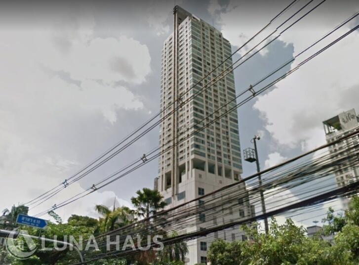 Silom Suite (สีลม สวีท)
