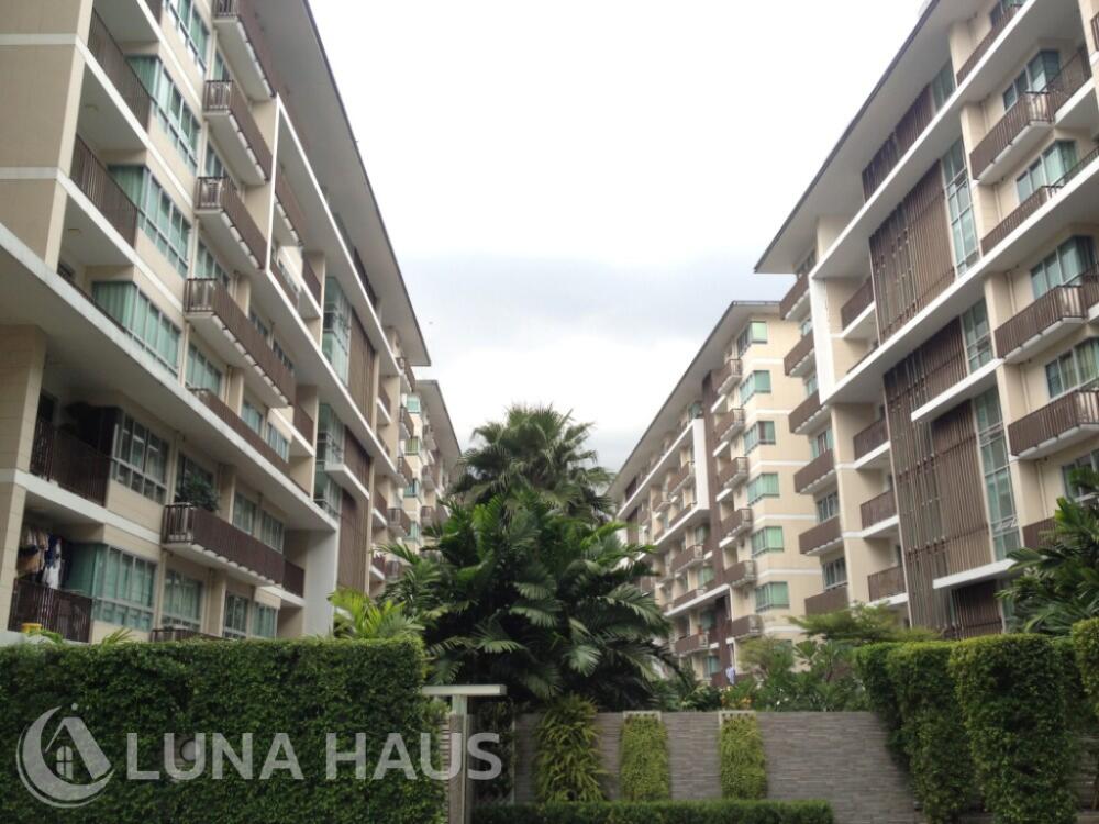 The Clover Thonglor (เดอะ โคลเวอร์ ทองหล่อ)
