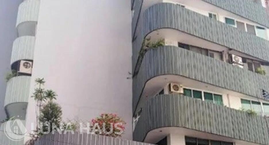 Premier Condominium (พรีเมียร์ คอนโดมิเนียม)