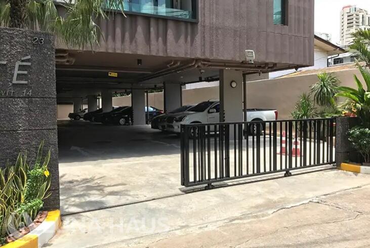 Le Cote Sukhumvit 14 (เลอ โคเต้ สุขุมวิท 14)