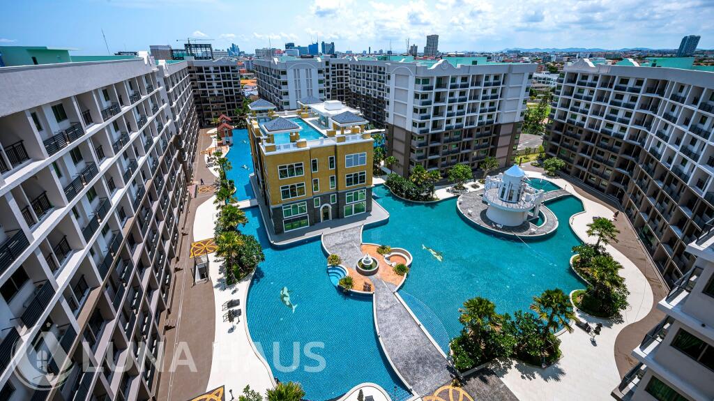 Arcadia Beach Continental (อาคาเดีย บีช คอนติเนนทอล)