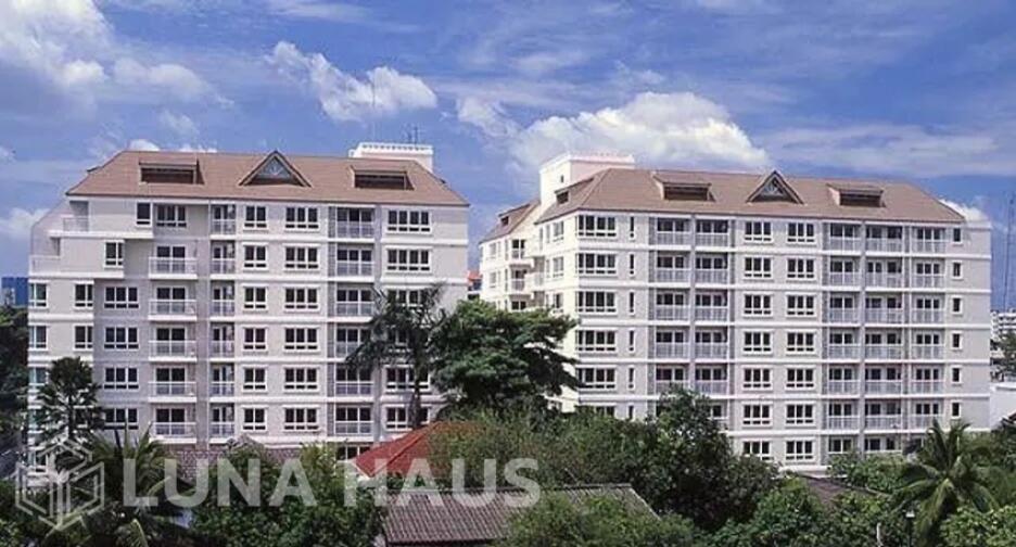 Baan Siri Sathorn Yenakard (บ้าน สิริ สาทร เย็นอากาศ)
