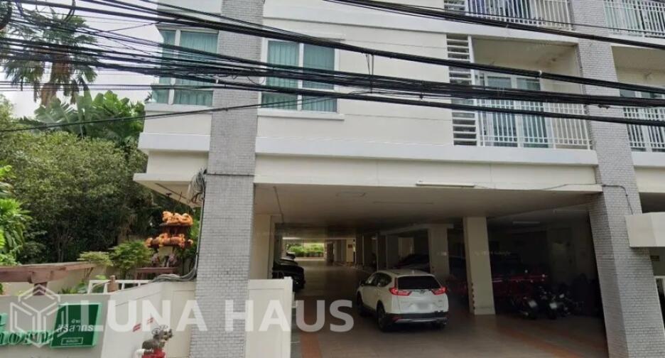 Baan Siri Sathorn Yenakard (บ้าน สิริ สาทร เย็นอากาศ)