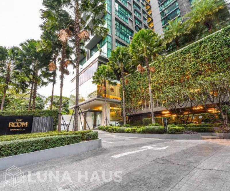The Room Sukhumvit 21 (เดอะ รูม สุขุมวิท 21)
