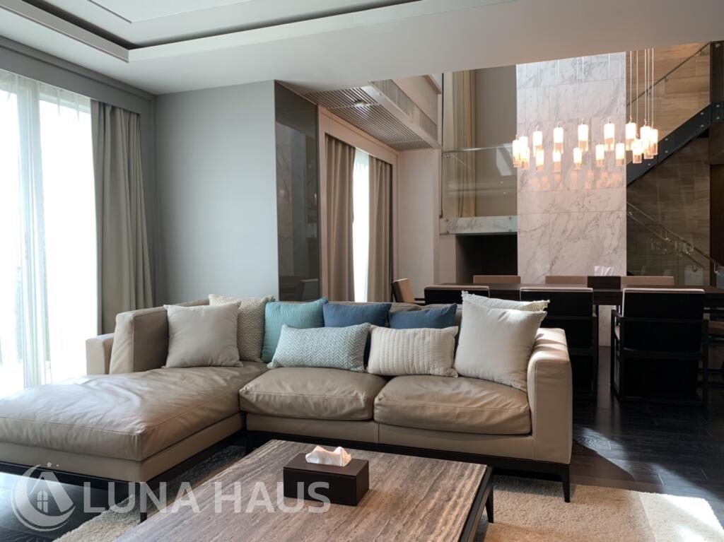 Executive Duplex 4 Bedroom Condo in Heart of Phrom-phong, Sukhumvit - For Rent