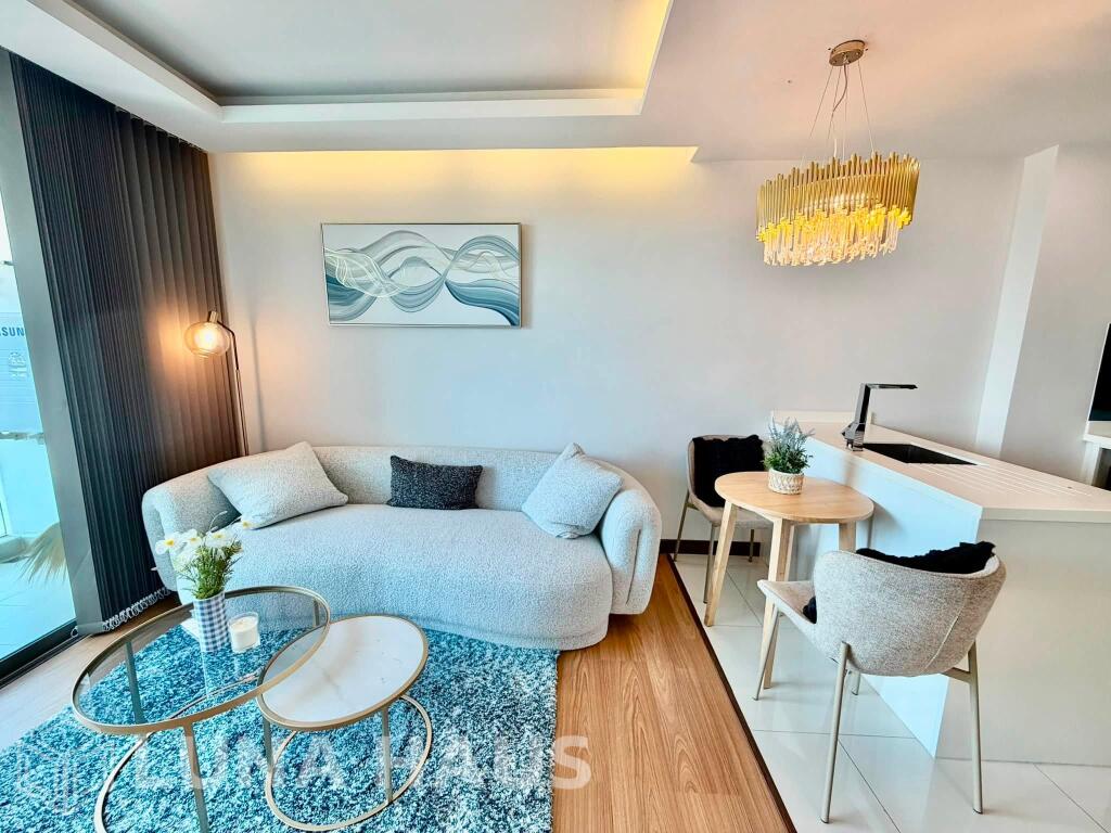 Brand-New Modern 1 Bedroom Condo on Pratumnak Hill, Pattaya - For Rent - Condo
