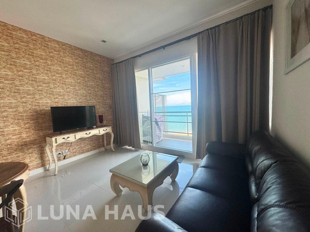 Pet-Friendly Beachfront 1 Bedroom Condo on Jomtien Beach, Pattaya - For Rent - Condo