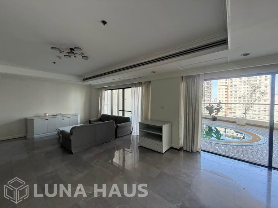 Luxury Duplex 4 Bedroom Condo With Private Swimming Pool in Phrom-phong, Sukhumvit - For Rent
