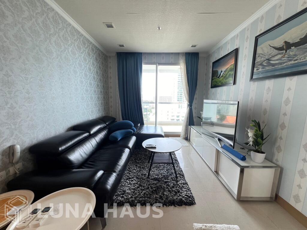 Luxurious Beachfront 2 Bedroom Condo on Wongamat Beach, North Pattaya - For Rent/Sale - Condo
