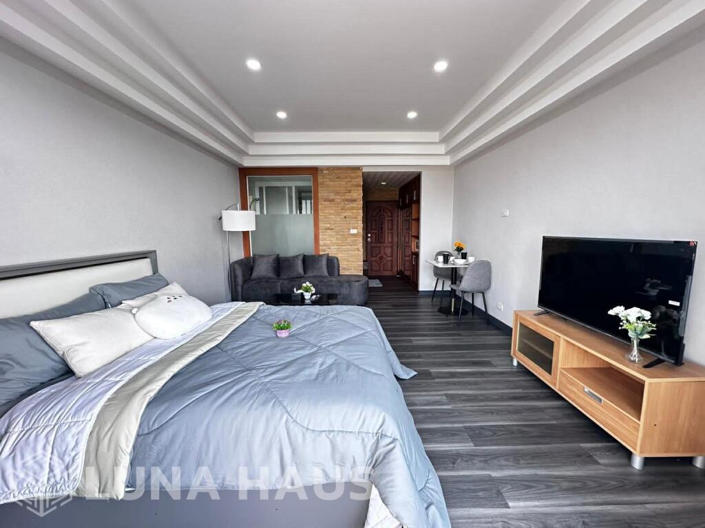 Sea View 1 Bedroom Condo Near Jomtien Beach - For Sale/Rent - Condo