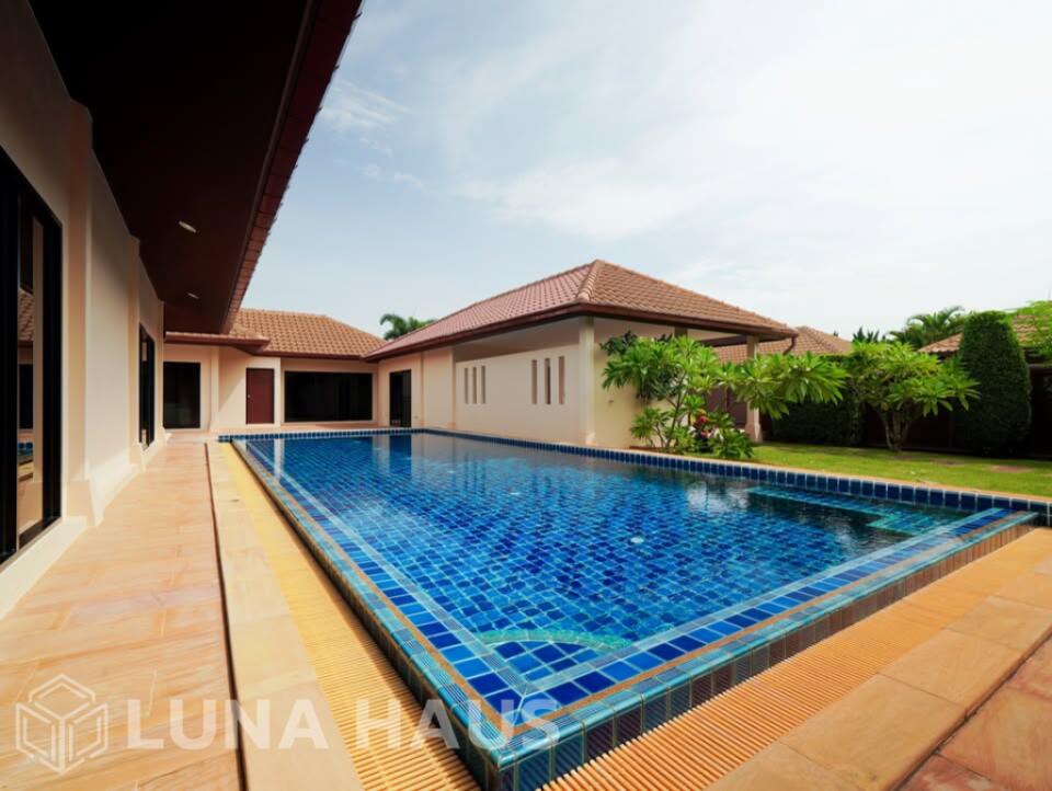 Spacious Bali Style Private Pool Villa in Huai-Yai, Pattaya - For Sale/Rent - Pool Villa